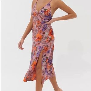 UO lily satin wrap midi dress size S